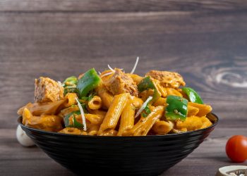 Butter chicken pasta