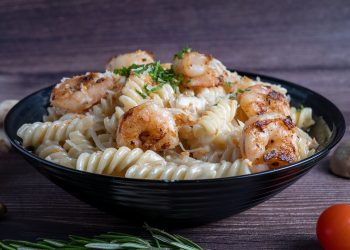 Creamy shrimp Pasta